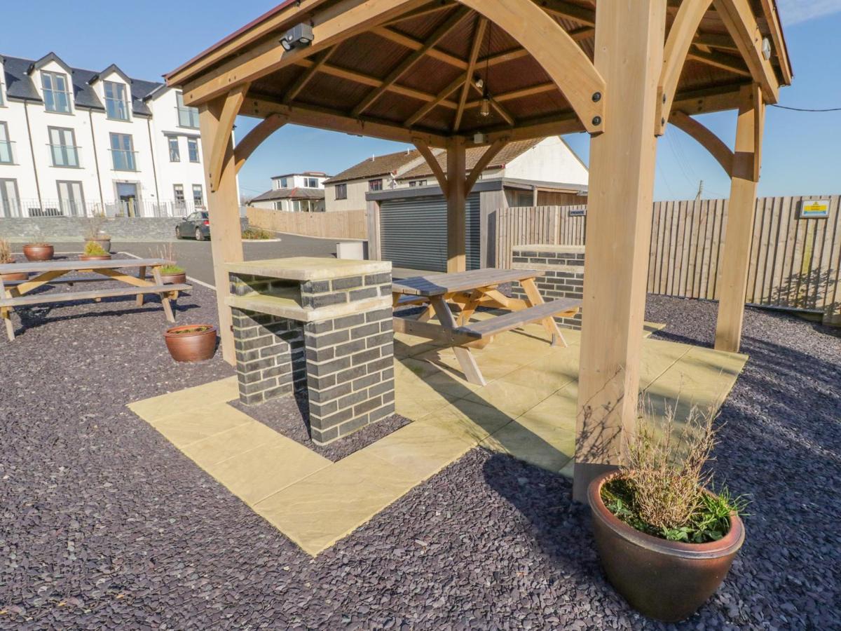 Hafan Traeth Beach Haven Apartamento Benllech Exterior foto