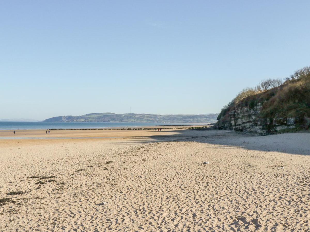 Hafan Traeth Beach Haven Apartamento Benllech Exterior foto